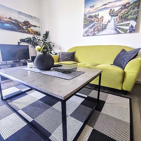 Comfort Apartment For 6 & Loggia & Free Parking Žilina Eksteriør billede