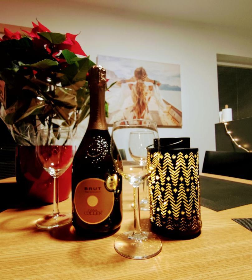 Comfort Apartment For 6 & Loggia & Free Parking Žilina Eksteriør billede