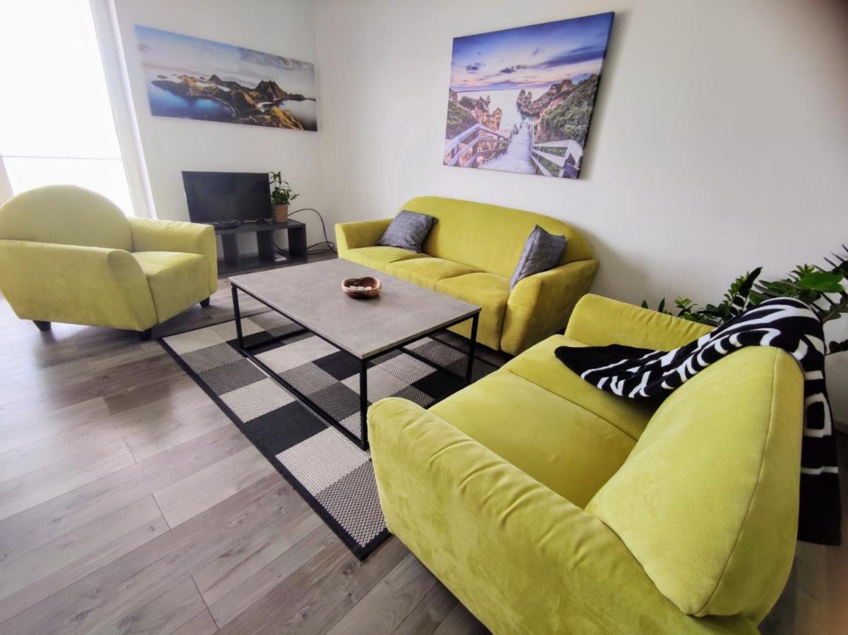 Comfort Apartment For 6 & Loggia & Free Parking Žilina Eksteriør billede