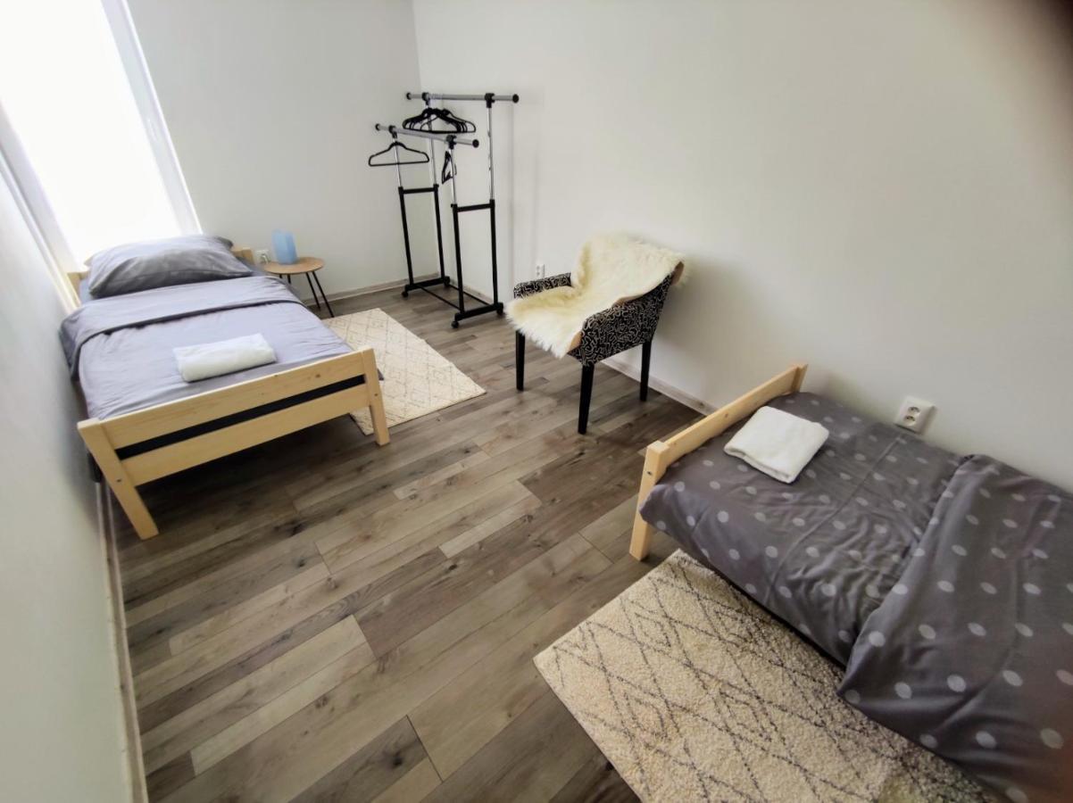 Comfort Apartment For 6 & Loggia & Free Parking Žilina Eksteriør billede