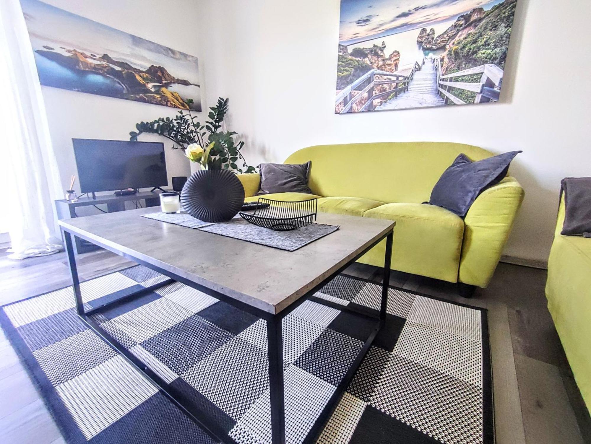 Comfort Apartment For 6 & Loggia & Free Parking Žilina Eksteriør billede
