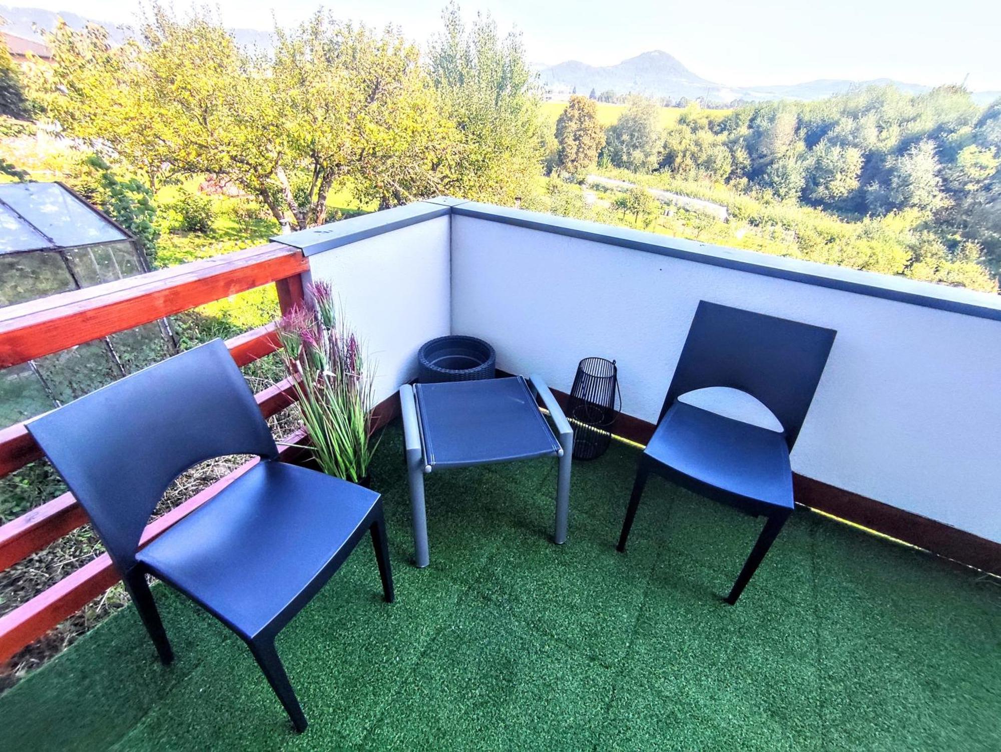 Comfort Apartment For 6 & Loggia & Free Parking Žilina Eksteriør billede